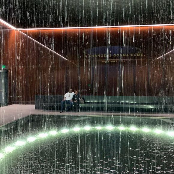 Meet your Posher, Shirley - Picture 1 of 1